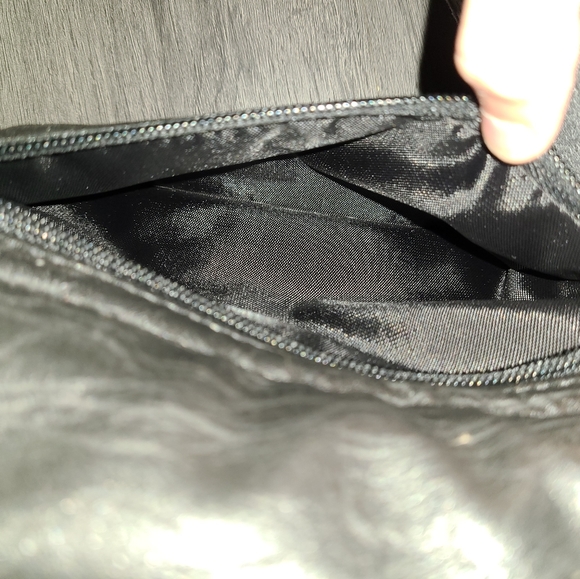 Black purse - Picture 4 of 4